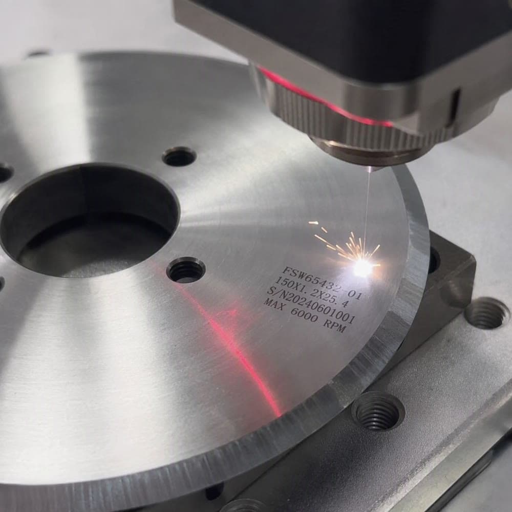 Step 06 — Marcação a laser na lâmina acabada